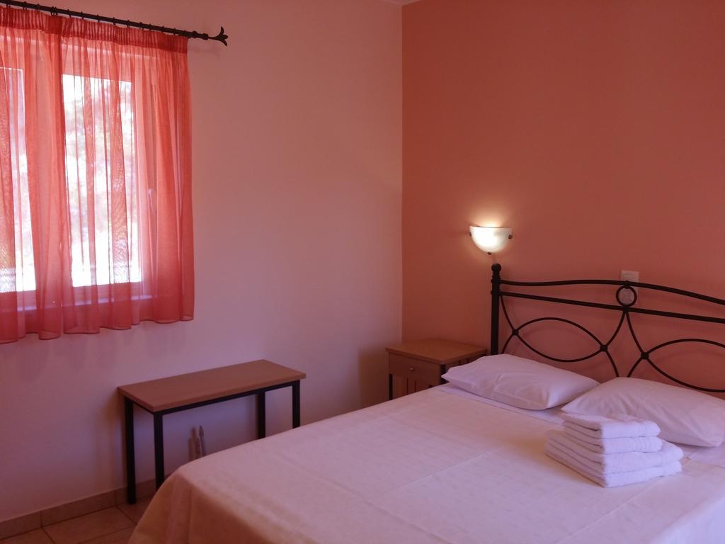 Aparthotel Asterida Sívota Esterno foto