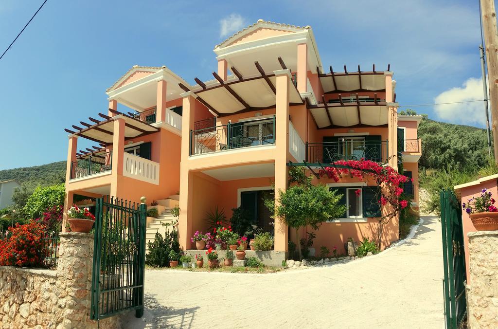 Aparthotel Asterida Sívota Esterno foto